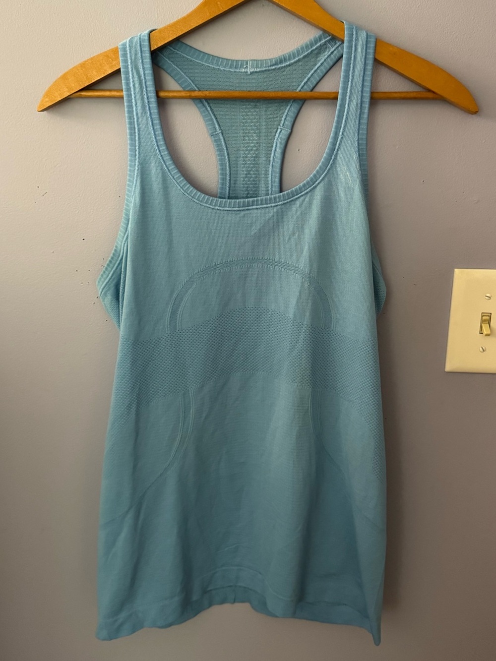 🦋Lululemon tank🦋